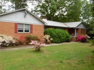 9176 L P Bailey Memorial Hwy, Nathalie, VA 24577