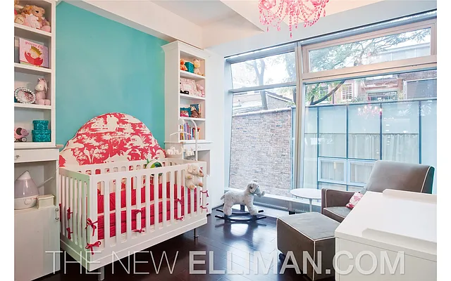 Sold by Douglas Elliman | media 25