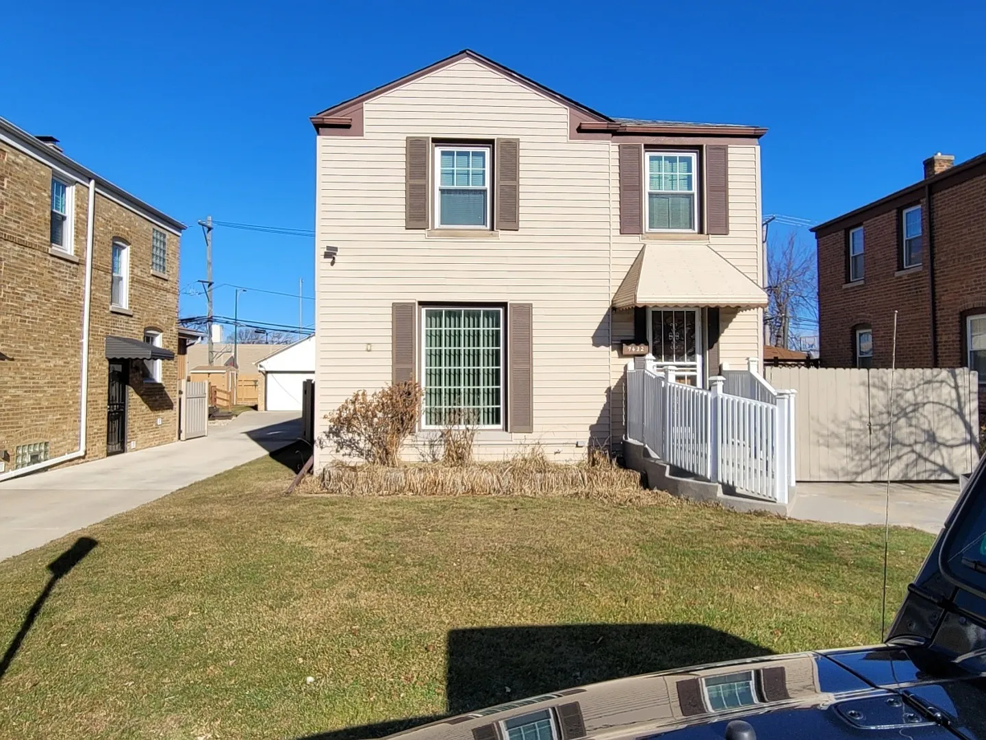 7432 W Gregory St photo 1