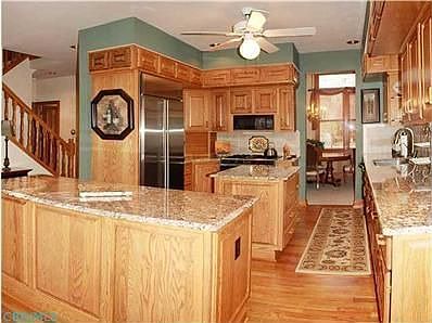 4th image of 540 Westbury Woods Ct