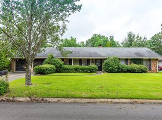 606 White Oak Dr, Brookhaven, MS 39601