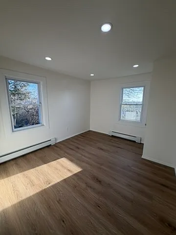 15 Van Courtland Pl #2 — Photo 4