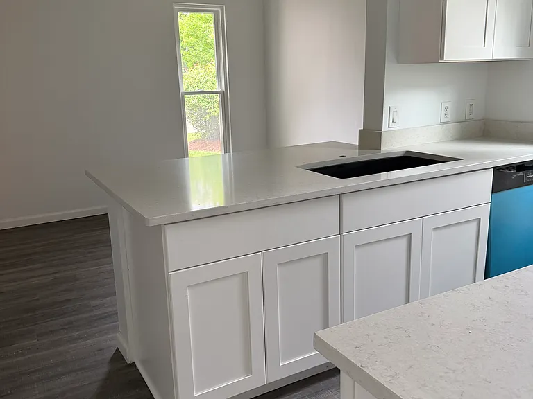 2921 Prospect Point Dr — Photo 2