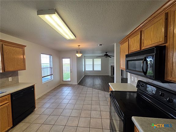 2nd image of 2402 Mikulec Dr
