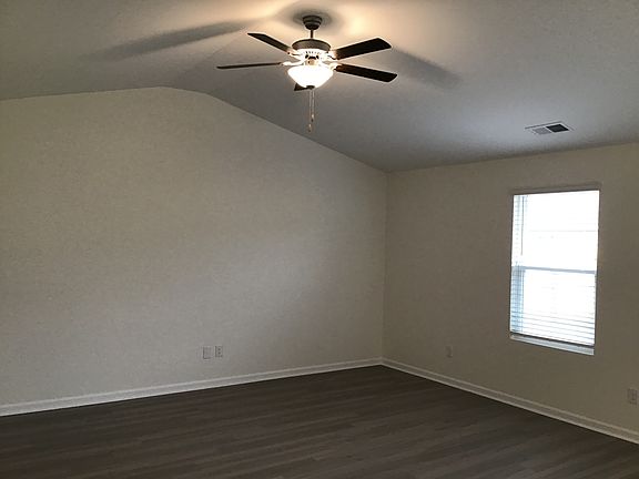 3rd image of 1333 John Swann St
