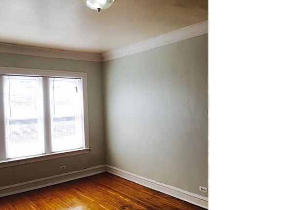3rd image of 7655 S Hermitage Ave APT 3