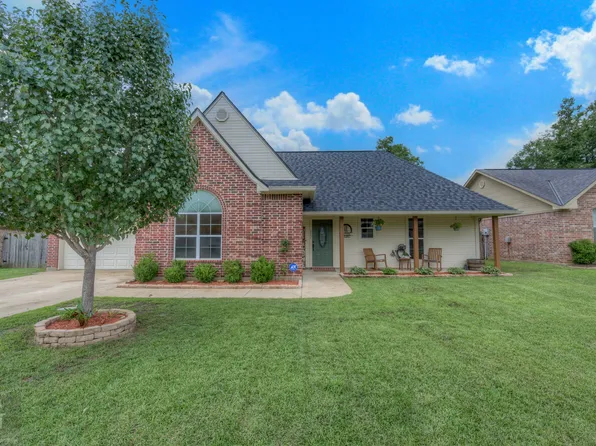 512 Amberwood Dr, Haughton, LA 71037