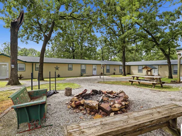 11182 Foothills Ln, Warsaw, MO 65355
