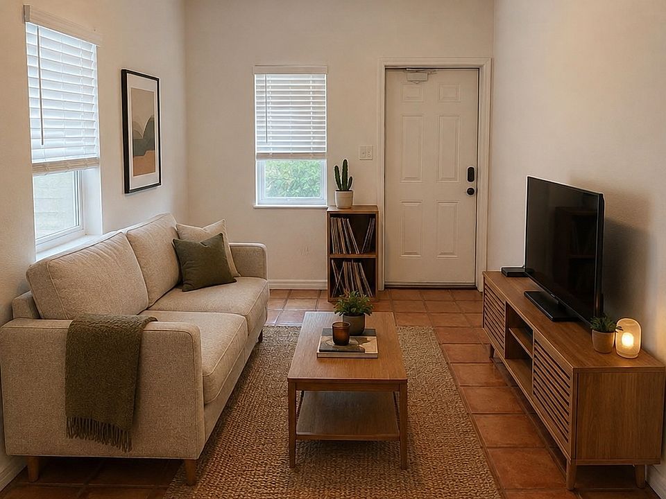 1st image of 6107 Garden Ave Back 1/2