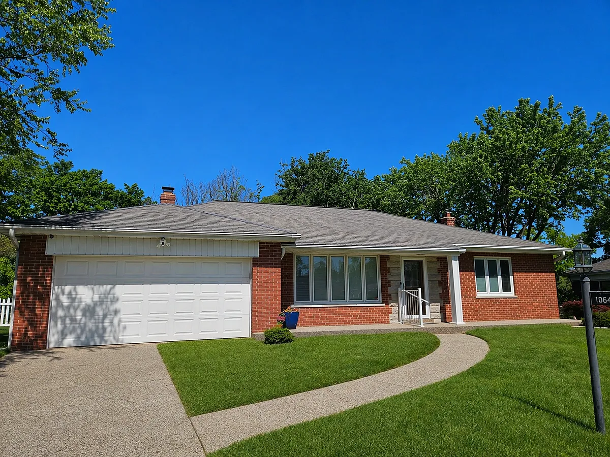 Building Photo - 10649 W Knollshire Dr