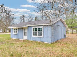 9757 N Cut Rd, Roscommon, MI 48653