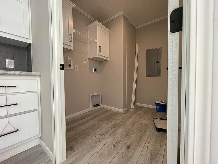 710 Spangler Dr — Photo 2
