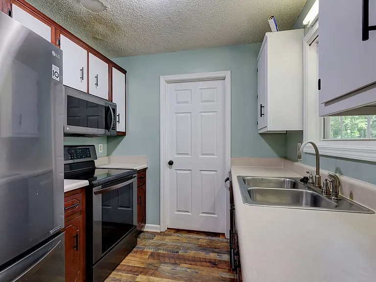 3253 N Senseney Cir — Photo 44