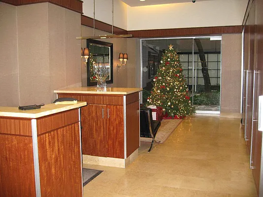 Sold by Real Direct | media 15