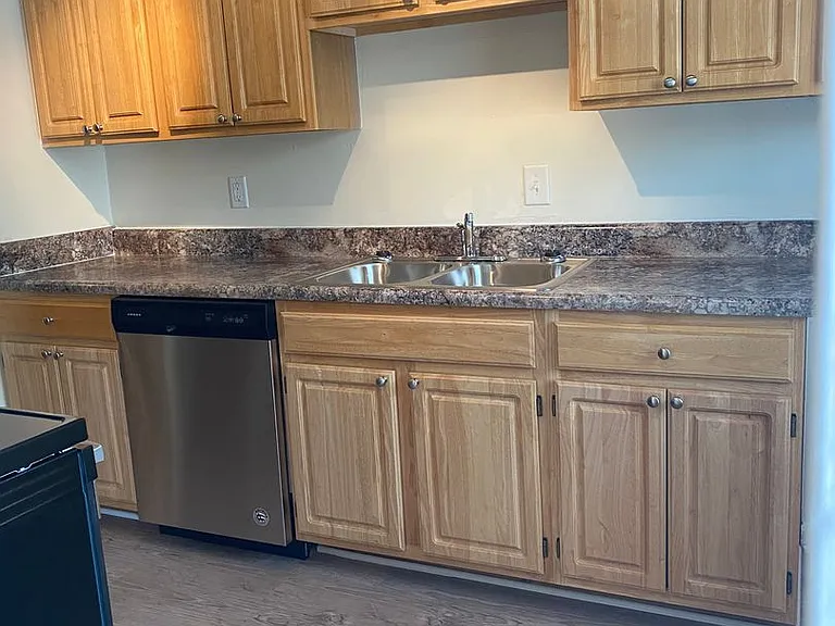 Eastwind Apartments — Photo 51