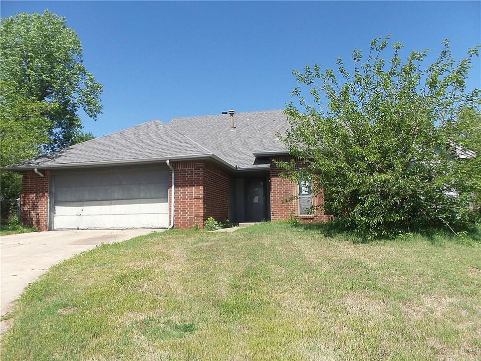 1st image of 9125 NW 99th Pl