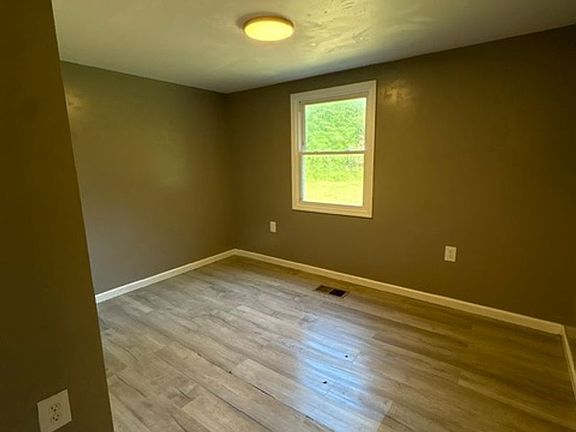 5th image of 1608 Joy Blvd