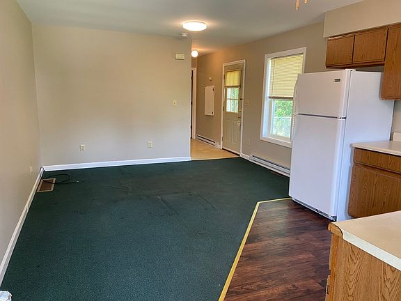 4th image of 132 E 24th St #134