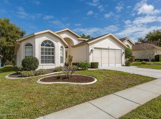136 Center Oak Cir, Spring Hill, FL 34609