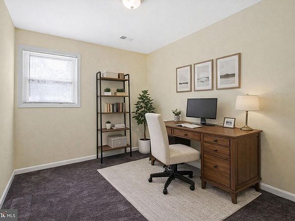 4th image of 16808 River Airport Rd