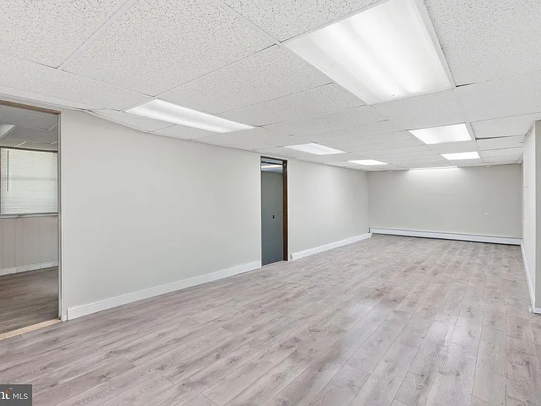 2329 Coles Blvd — Photo 20