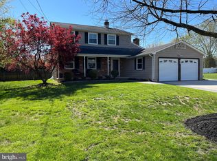 650 Croyden Dr, Cherry Hill, NJ 08003