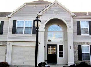 301 Fencerail Way #9D, Milford, OH 45150