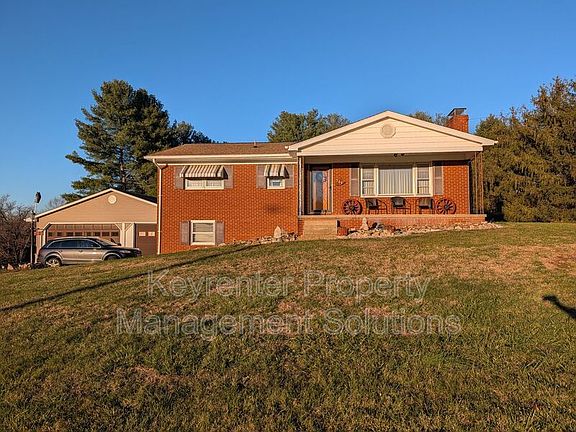 2nd image of 700 Shenandoah Ave