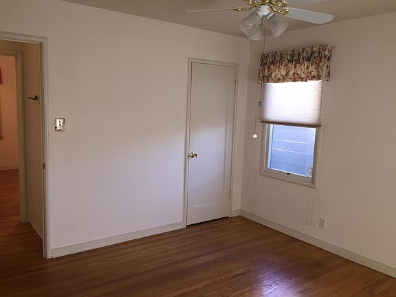 4th image of 445 Wilson Ave
