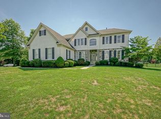 19 Azalea Dr, Lumberton, NJ 08048