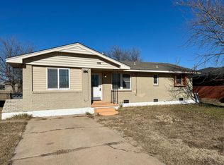 4903 NW Lindy Ave, Lawton, OK 73505