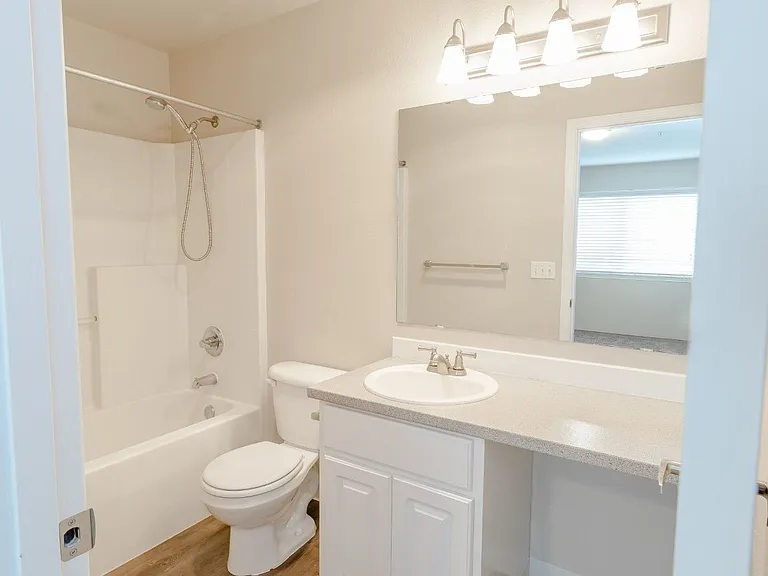 Vanessa View Townhomes — Photo 6