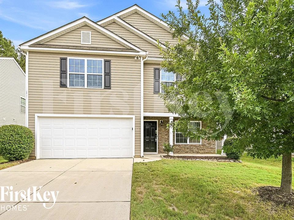 5329 Park Brook Dr