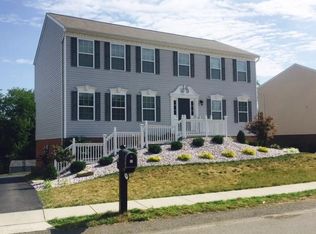 1039 Sweet Brier Dr, Aliquippa, PA 15001