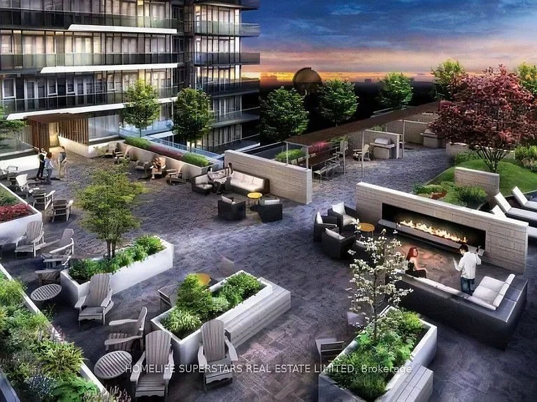 9471 Yonge St #337 — Photo 13