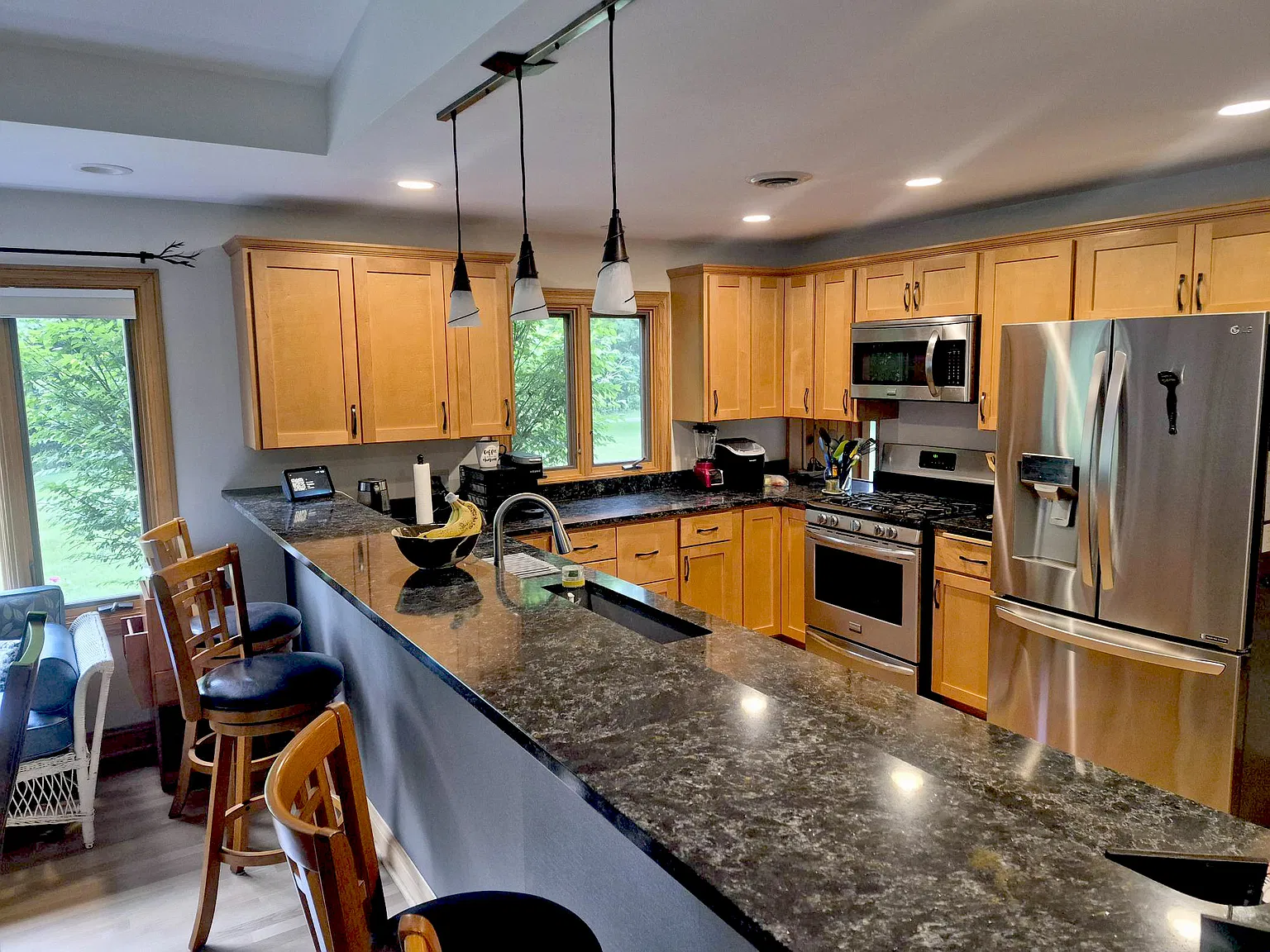 3 bed, 2.5 bath, $3,400 — Photo 4
