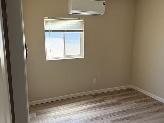 4th image of 315 Freeman St #B