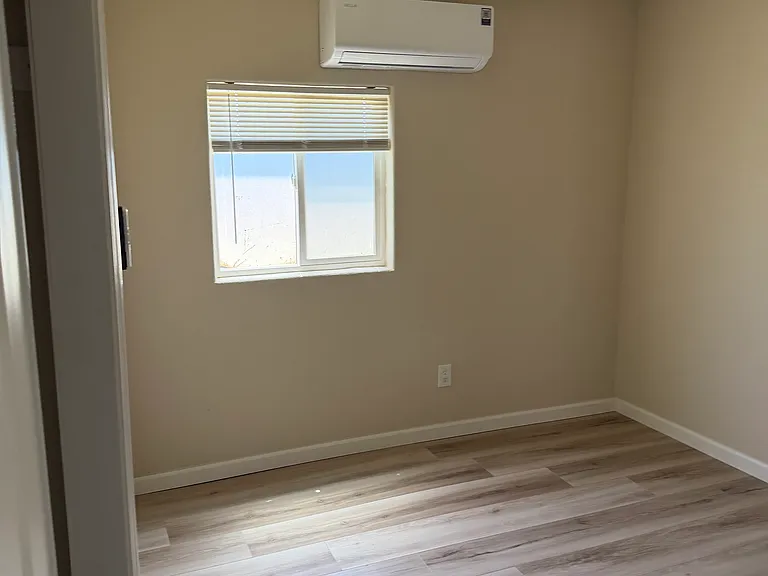 315 Freeman St #B — Photo 4