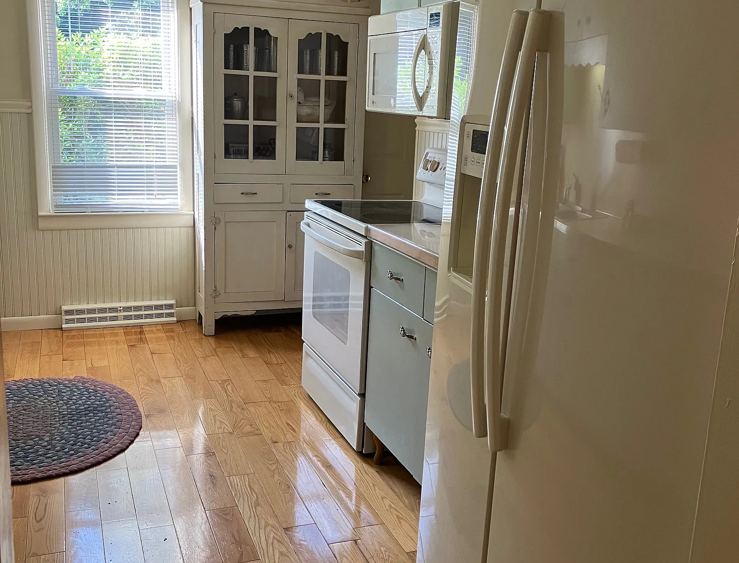 4 bed, 1500 sqft, $2,800 — Photo 4