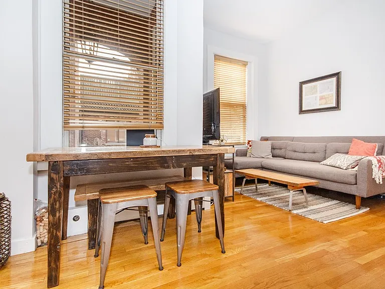 29 Fayette St #12 — Photo 3
