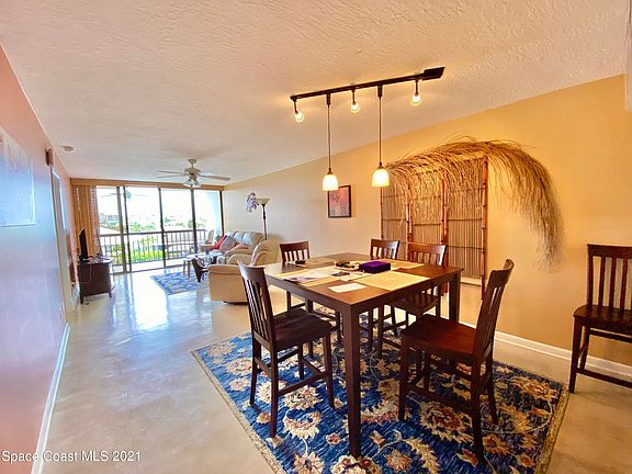 3rd image of 300 Columbia Dr #4062