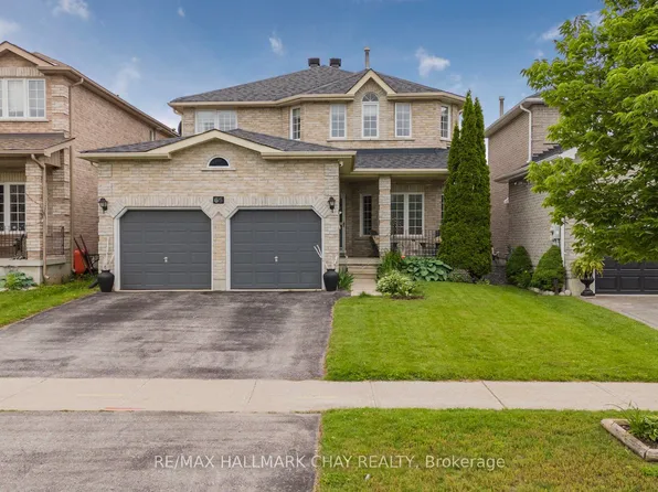 66 Penvill Trl, Barrie, ON L4N 5C5