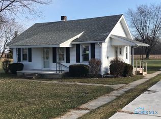 6069 N Humphrey Rd, Oak Harbor, OH 43449