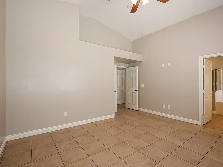 1536 Knoll Heights Ct — Photo 8