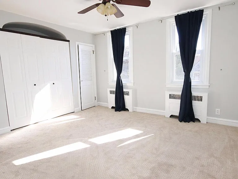 638 Maris St — Photo 10