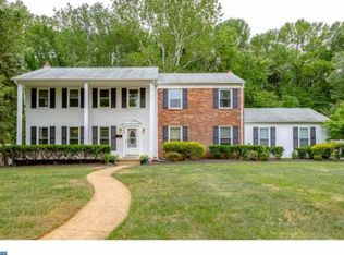 248 N Riding Dr, Moorestown, NJ 08057