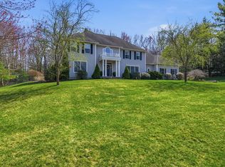 25 Red Gap Rd, Wilbraham, MA 01095