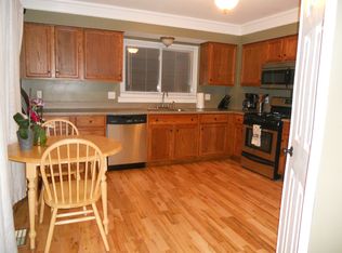 801 Hadley Rd, Rochester Hills, MI 48307