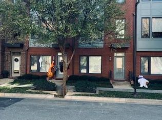 8082 Flatbush St, Rockville, MD 20855