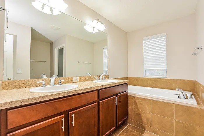 3941 Heathcote Dr — Photo 11